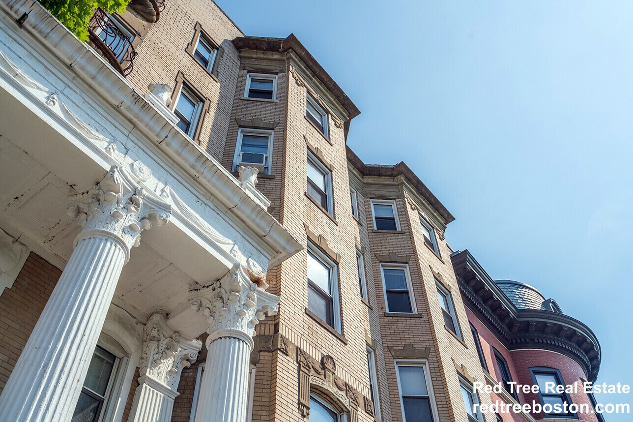 Building Photo - 111 Park Dr