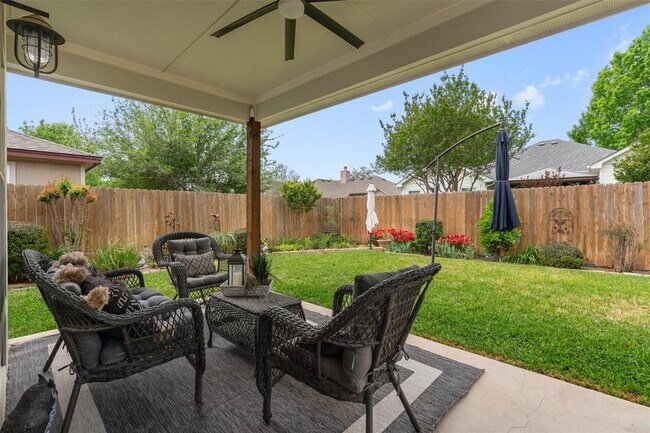 Building Photo - 226 Claris Ln