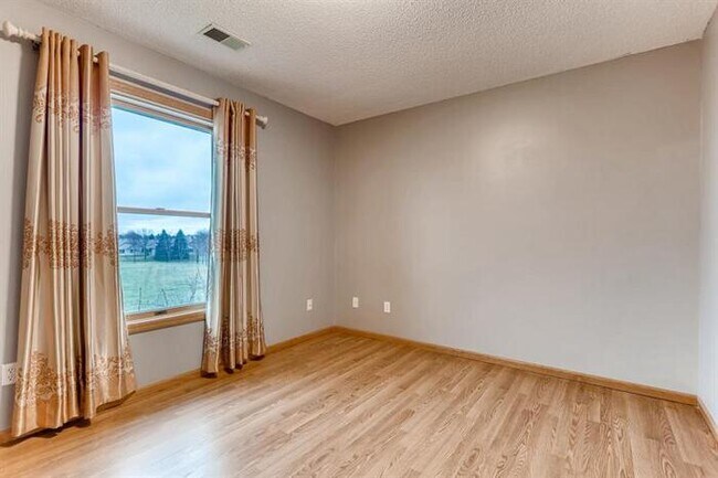 Building Photo - 9931 Evergreen Ave N, Brooklyn Park, MN, 5...
