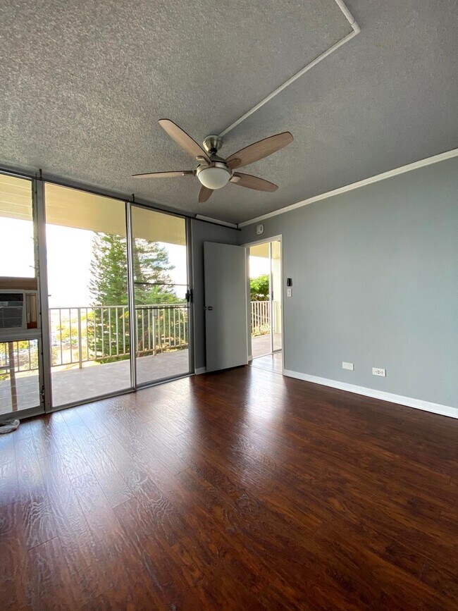 Building Photo - LELE PONO - Desirable high-rise in Pearlridge area. 2 bedrooms, 2 bath, 1 assigned parking stall,...