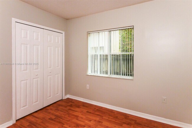 Building Photo - 11524 SW 152nd Ct