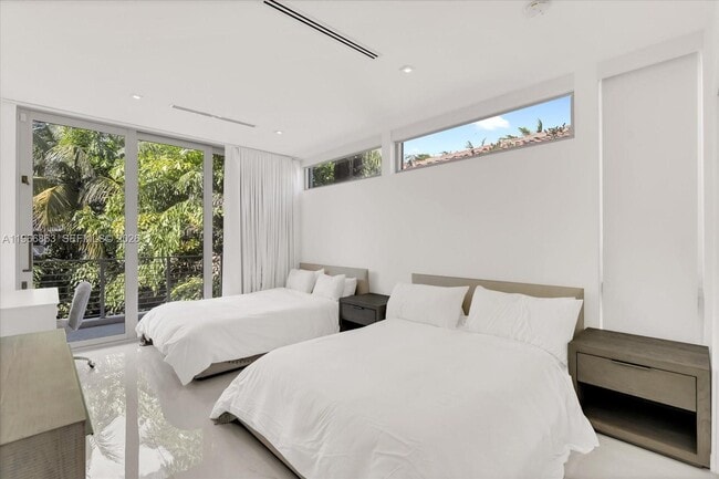 Building Photo - 7830 Atlantic Way