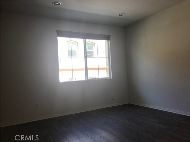 Building Photo - 319 N Edenfield Ave