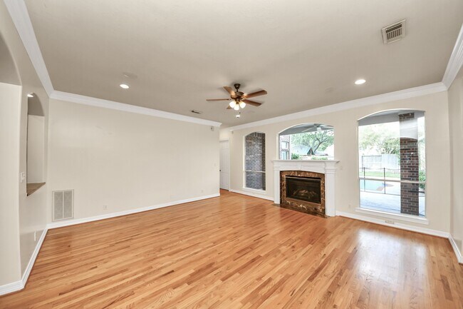 Building Photo - 13614 Ashley Run