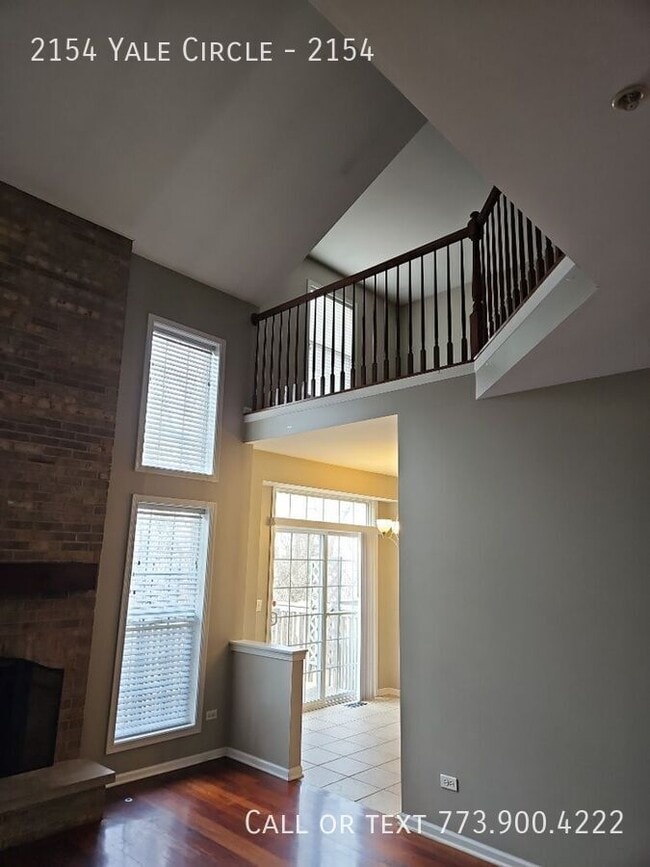 Building Photo - 2154 Yale Cir