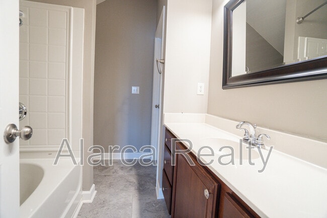 Building Photo - 4218 Amherst Villa Ct
