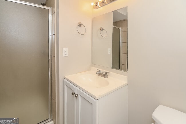 Building Photo - 7180 Buck Creek Dr