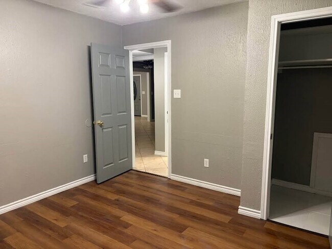 Building Photo - 14525 Chapperal Pipeline Rd