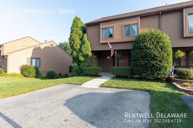 Primary Photo - GORGEOUS HOME FOR RENT