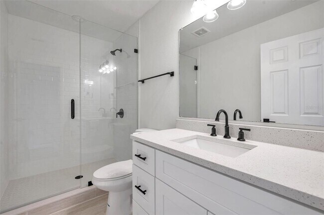 Building Photo - 745 Pinellas Bayway S