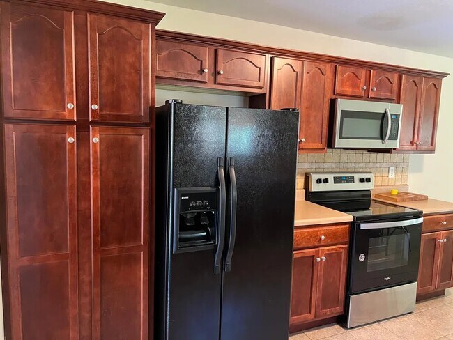 Building Photo - 7109 Tyner Crossing Dr