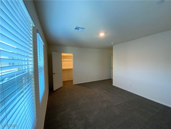 Building Photo - 4989 Fern Mesa Ave