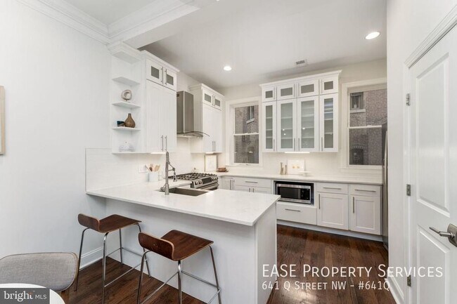 Building Photo - 641 Q St NW