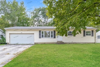 Building Photo - 1430 Broadlawns Ln