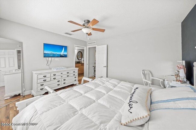 Building Photo - Satellite Beach/Indian Harbour Beach Townhouse