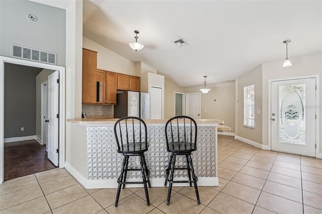 Building Photo - 103 N Sparkman Ave