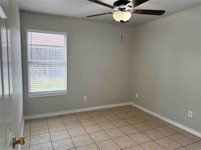 Building Photo - 705 Gregory St