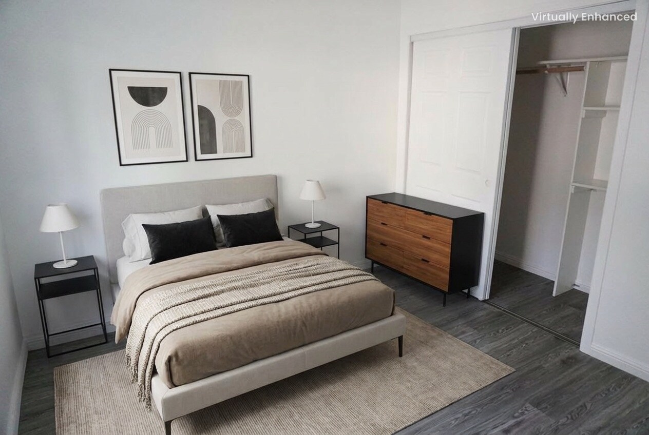 Virtually staged - 14820 Devonshire St