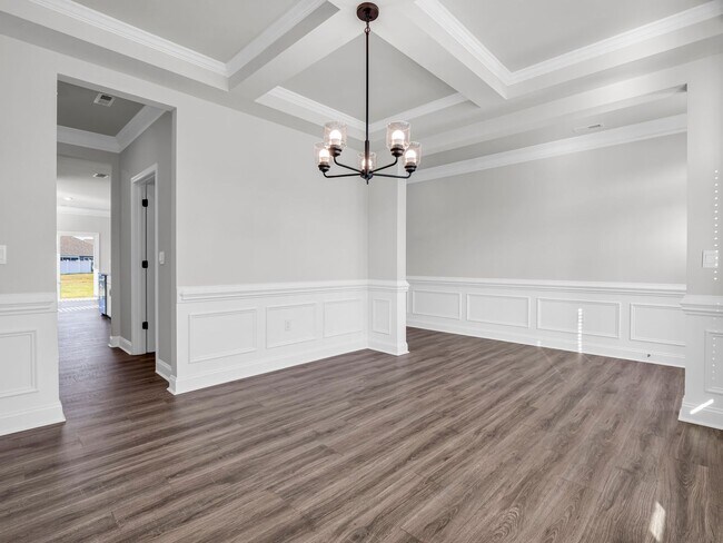 Building Photo - Luxurious New Constuction in Hendersonville