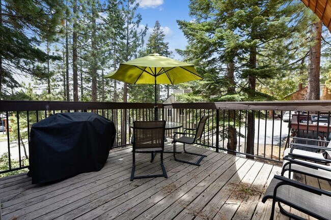 Building Photo - Tahoe City, Dollar Hill Ski Lease with Loft
