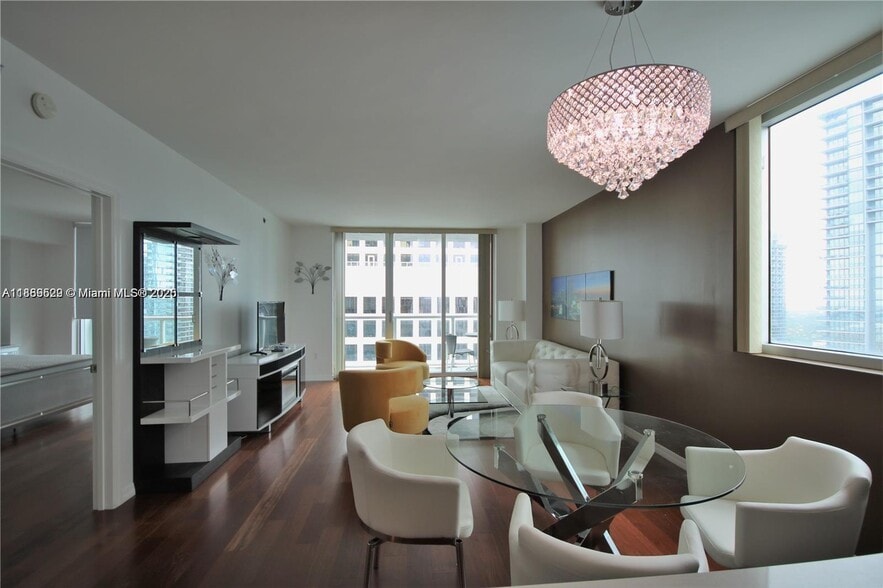 Building Photo - 500 Brickell Ave