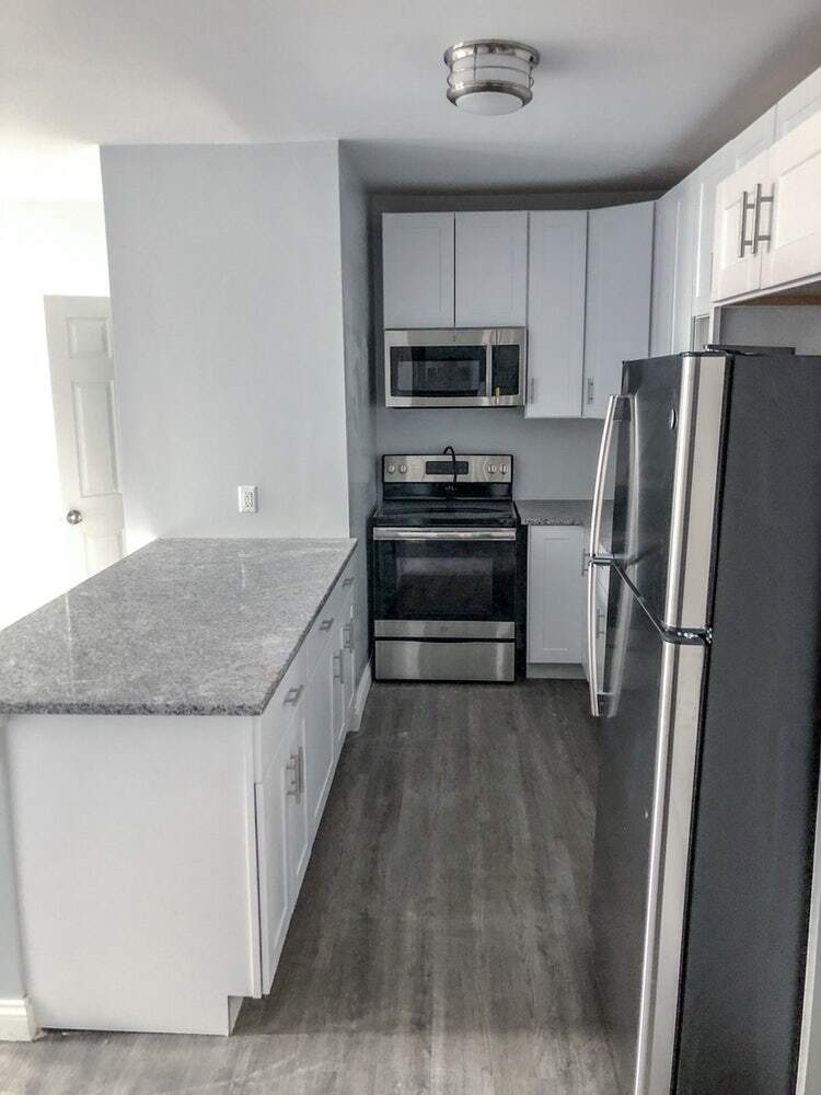 Kitchen - 11 N Miami St