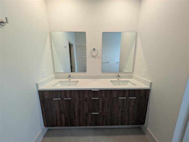 Building Photo - 4407 Abaco Ln
