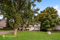 Building Photo - 9154 Zoellner Dr