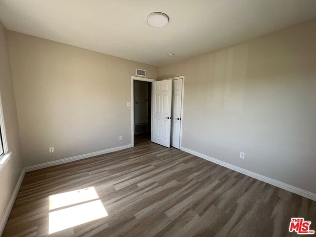 Building Photo - 1282 S Highland Ave