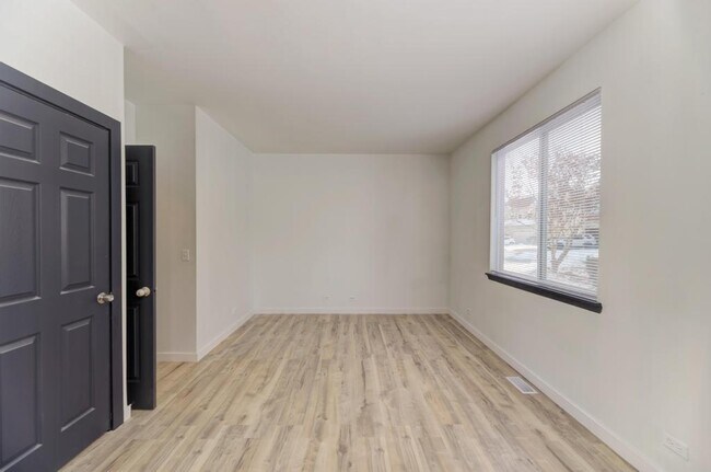 Building Photo - 5610 Heartland Ct