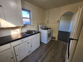 Building Photo - 216 Courtland St