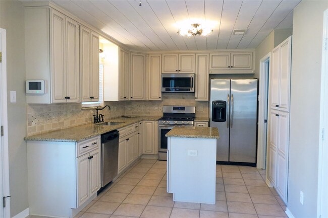Building Photo - 3111 Berryfield Ln