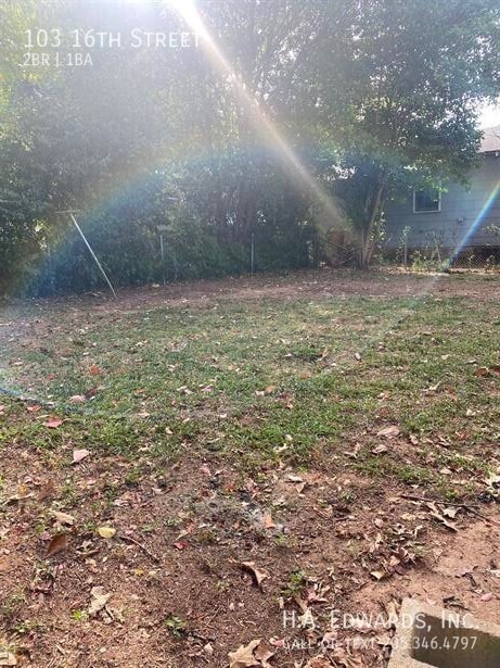 Building Photo - 103 16th St