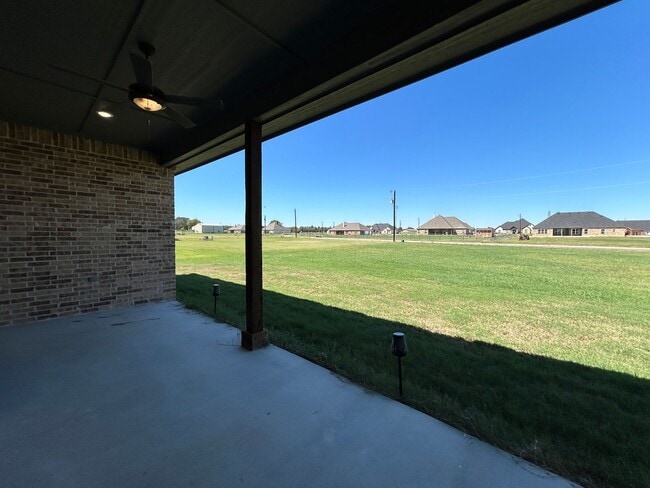 Building Photo - Azle Texas Homes For Rent "Azle ISD"