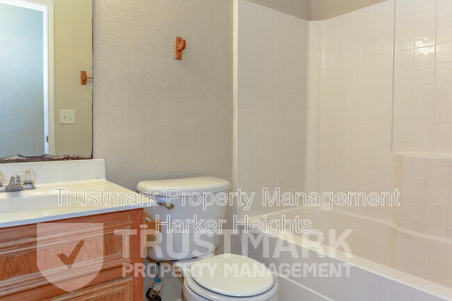 Building Photo - 4108 Alan Kent Dr