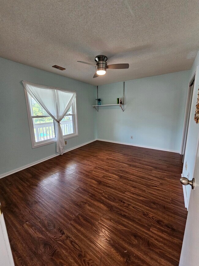 Building Photo - 4489 Little River Inn Ln