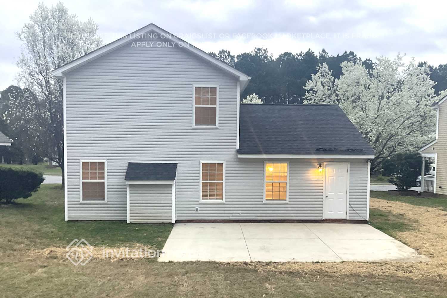 Building Photo - 2524 Captains Watch Rd NE