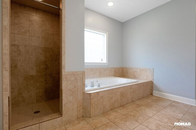 Building Photo - 2729 Quail Run Dr