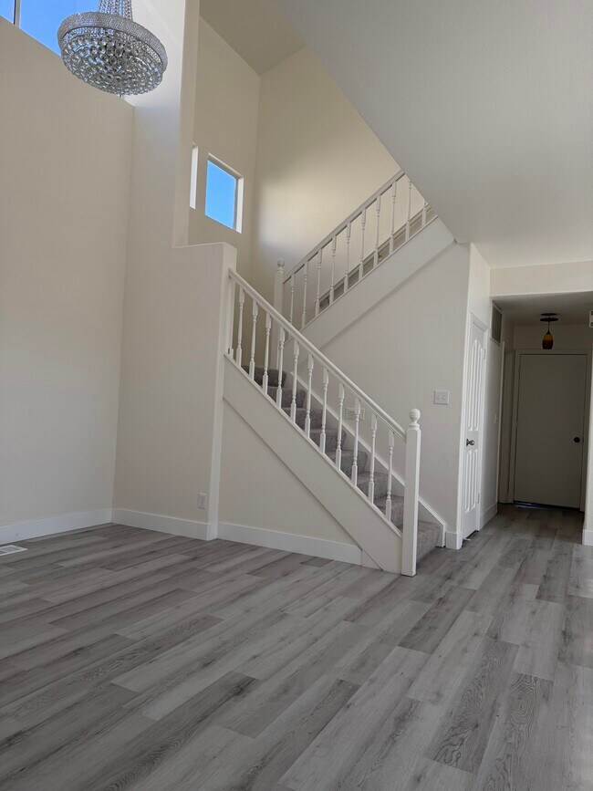 Building Photo - 1778 Cherry Hills Dr