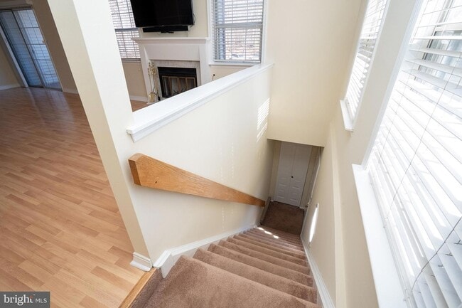 Building Photo - 6202 Cedar Ct