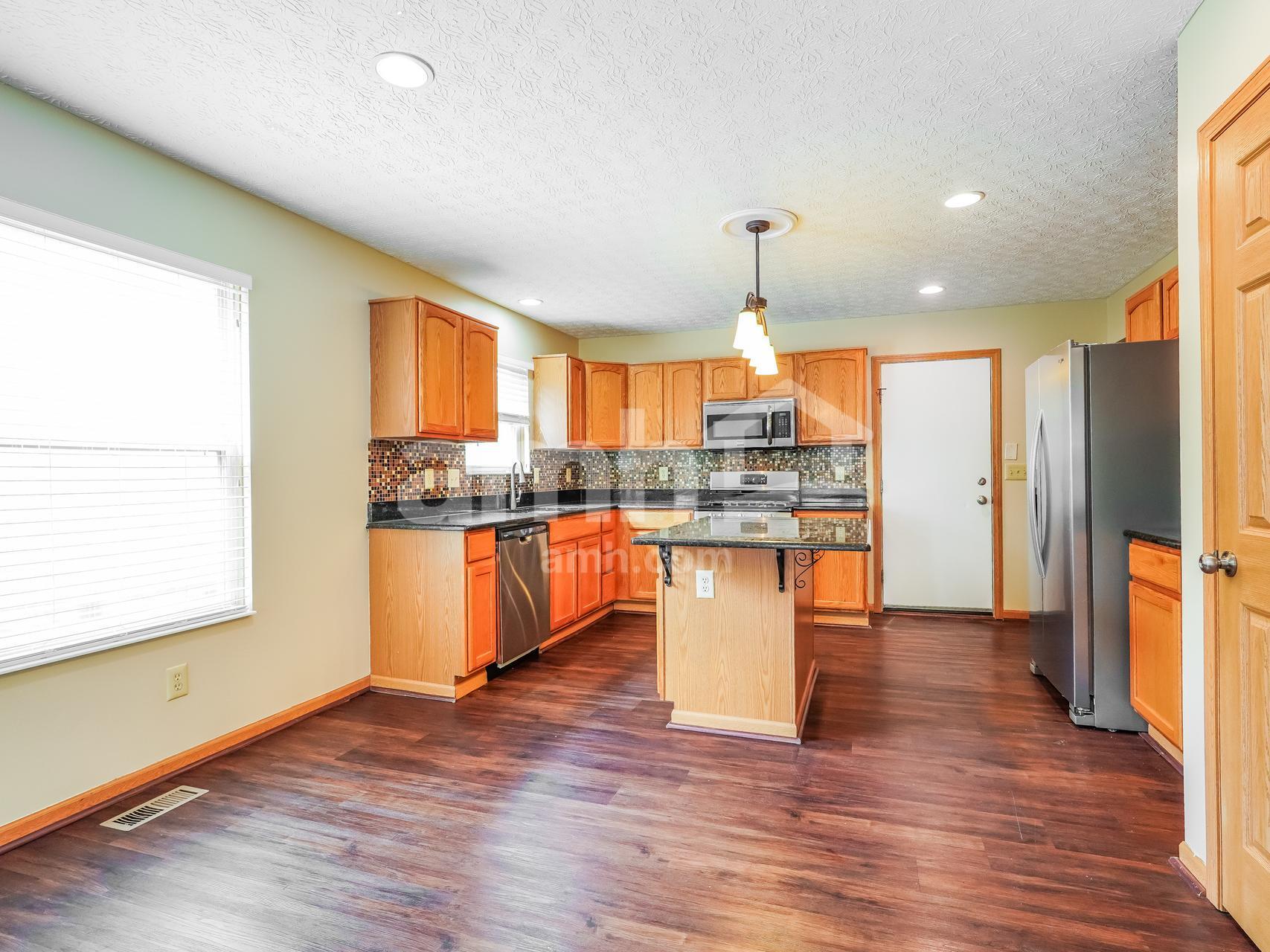 Building Photo - 8135 Arbor Rose Way