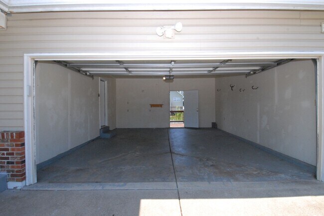 Building Photo - Wentzville Area