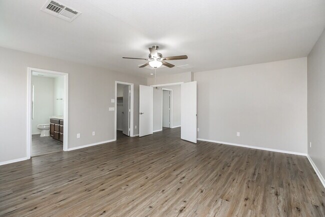 Building Photo - 21142 E Duncan St