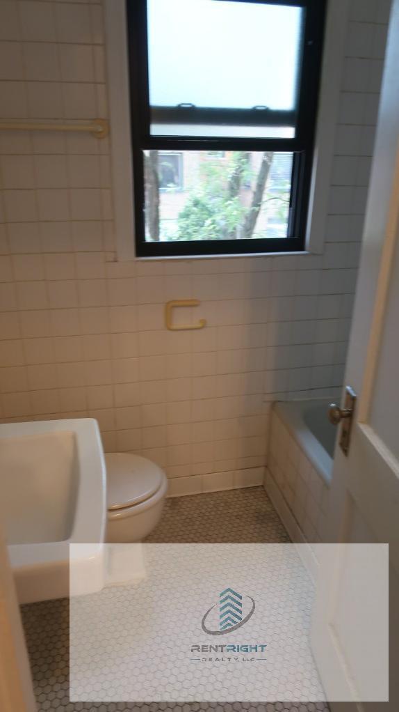 Building Photo - 2617 W Gunnison St