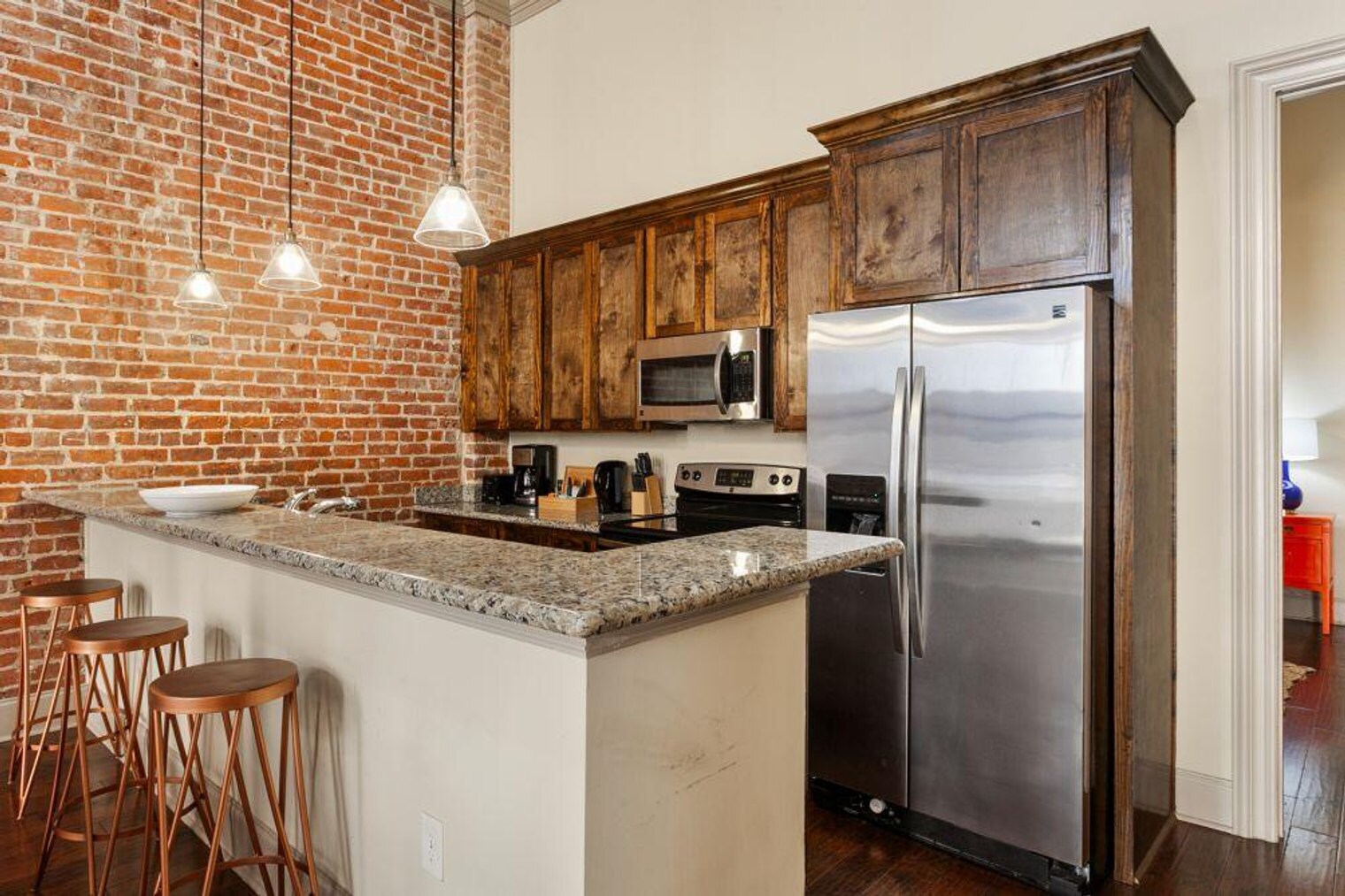 Building Photo - 30 Baronne St