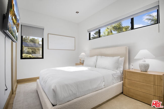 Building Photo - 1754 Lechusa Rd