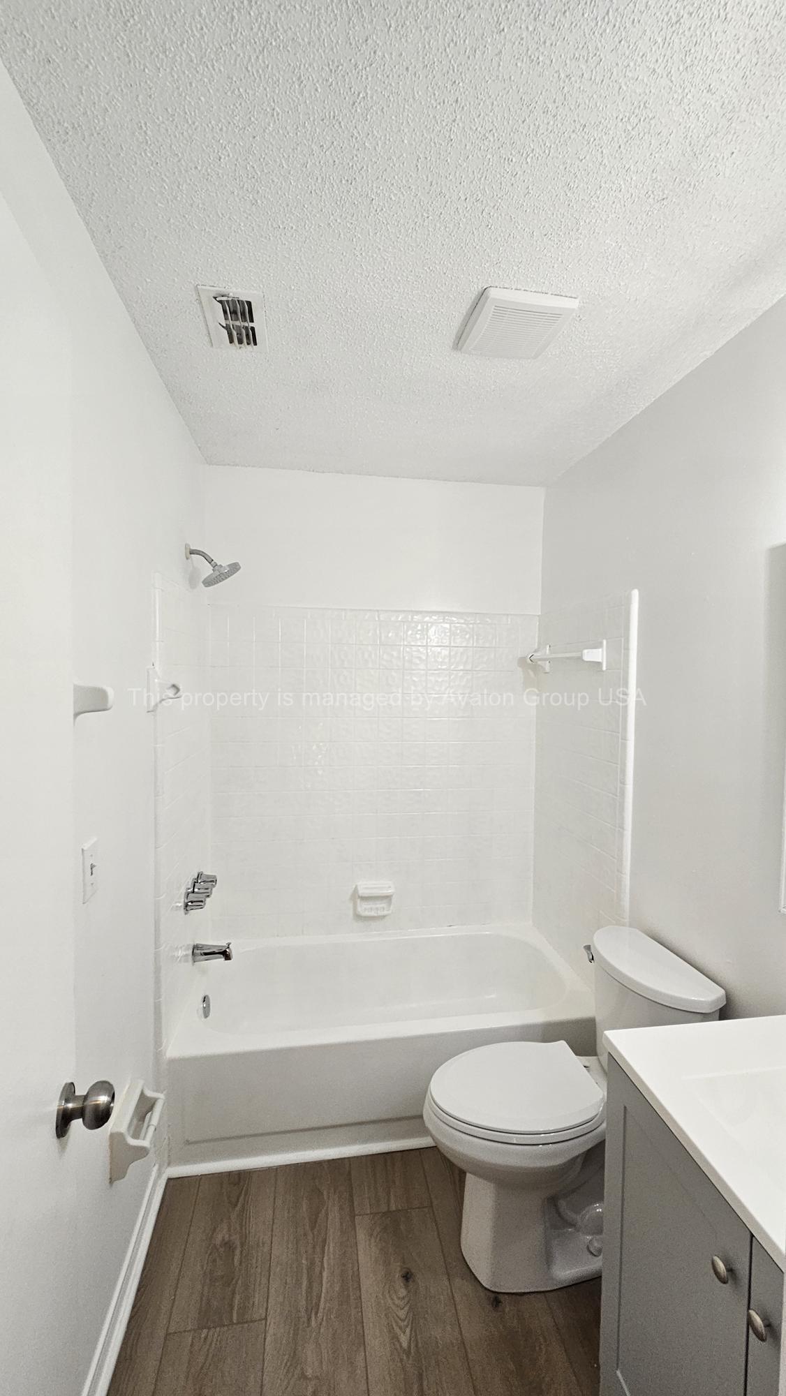 Building Photo - 7626 Melissa Ct N