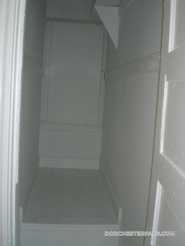 Building Photo - 76 Bellevue St