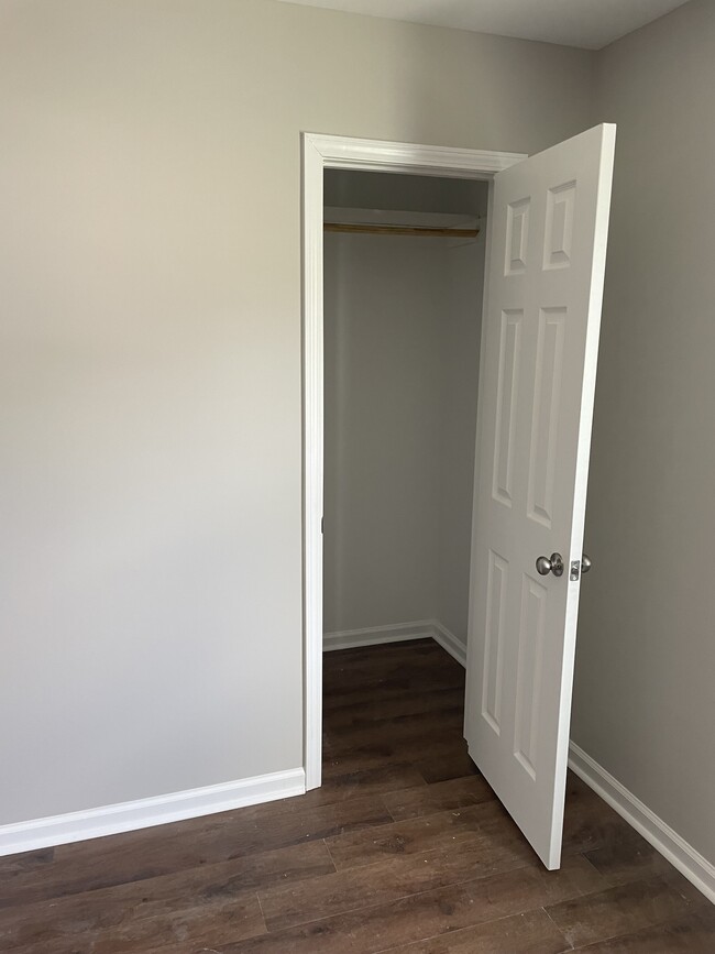 Closet - 1417 Cherrycrest Dr