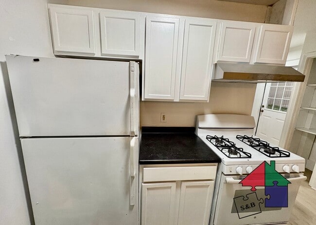 Building Photo - 101 Union St